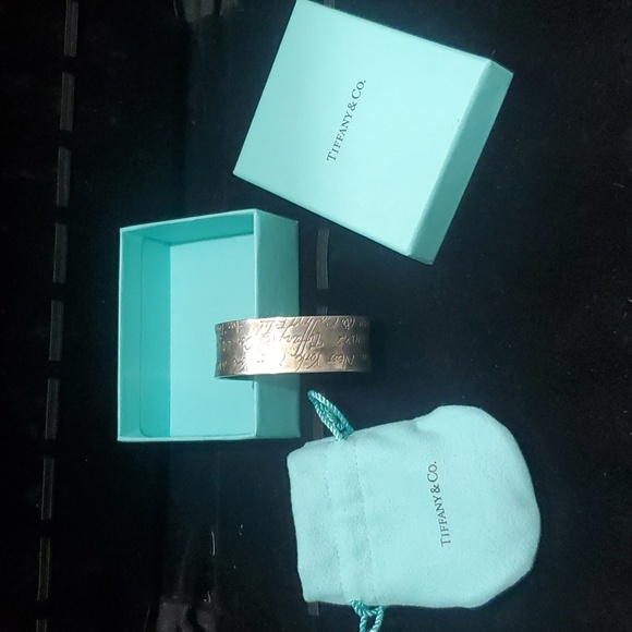 Authentic Tiffany & Co. 1997 Fifth Ave New York Sterling 925 Cuff Bracelet 6" - Picture 4 of 10